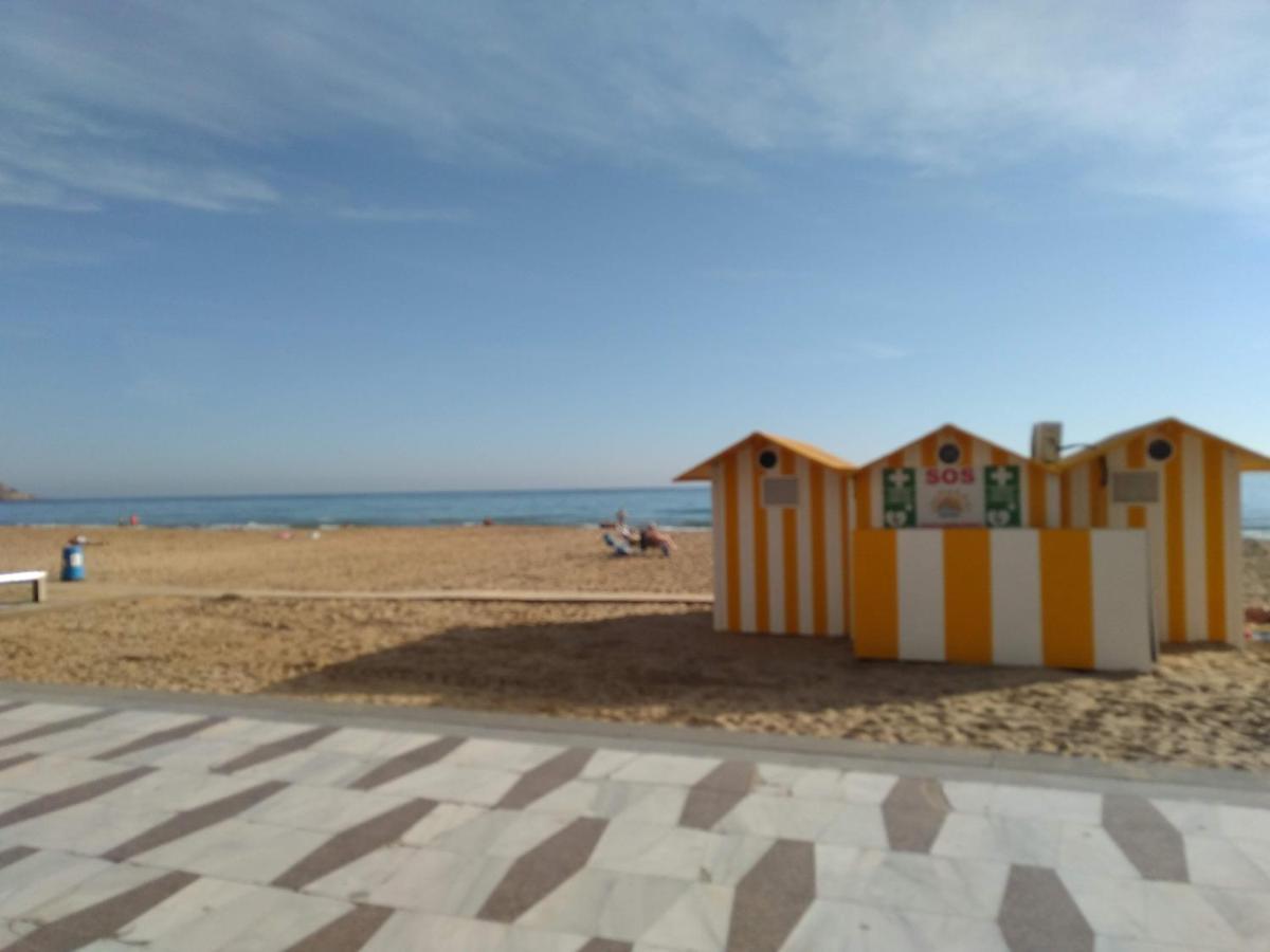Benidorm Beach Luaran gambar